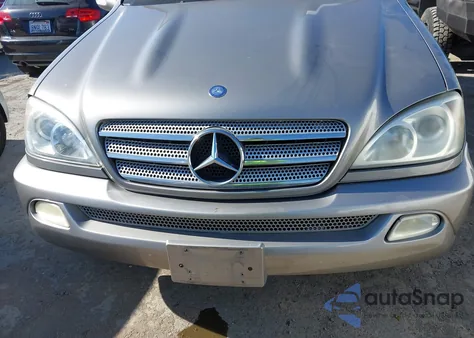 2005 Mercedes-Benz Ml 500 4Matic из США, поврежденный, VIN 4JGAB75E15A542992